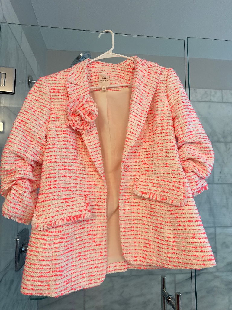 Cinq A Sept Designer Pink & White Tweed Blazer With Flower Detail #Twee #Blazer